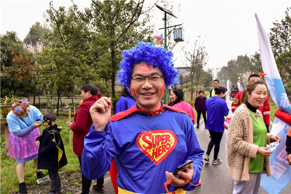 2019年第七届四川·崇州自驾赏花节暨‘传递快乐·相约健康’绿道彩妆跑